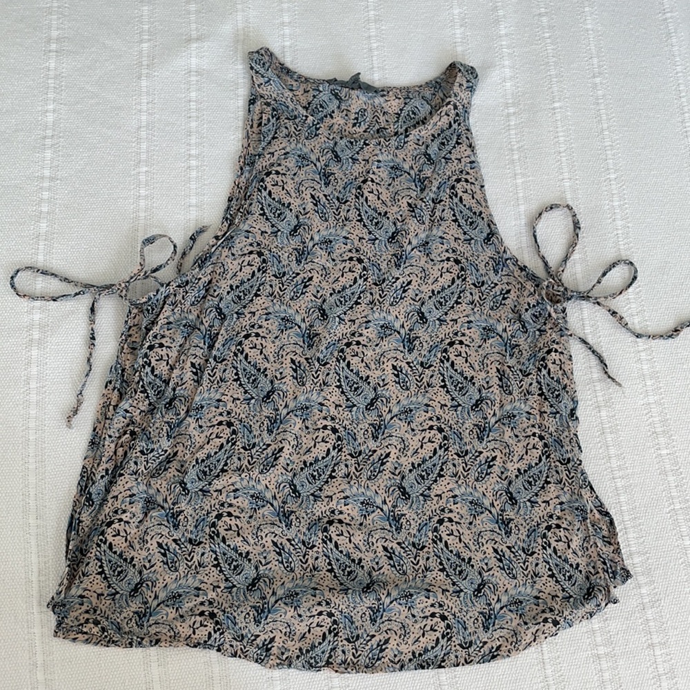 American Eagle Blue Paisley Side Tie Tank Top